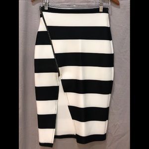 Striped black and white pencil skirt with slit